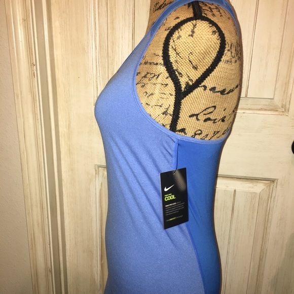 🌺WAY BELOW MY COST NWT NIKE TANK🌺 - Picture 2 of 7