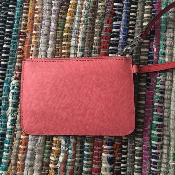 MK hot pink wristlet - Picture 2 of 4