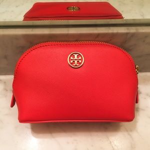 Tory Burch cosmetic bag ✨