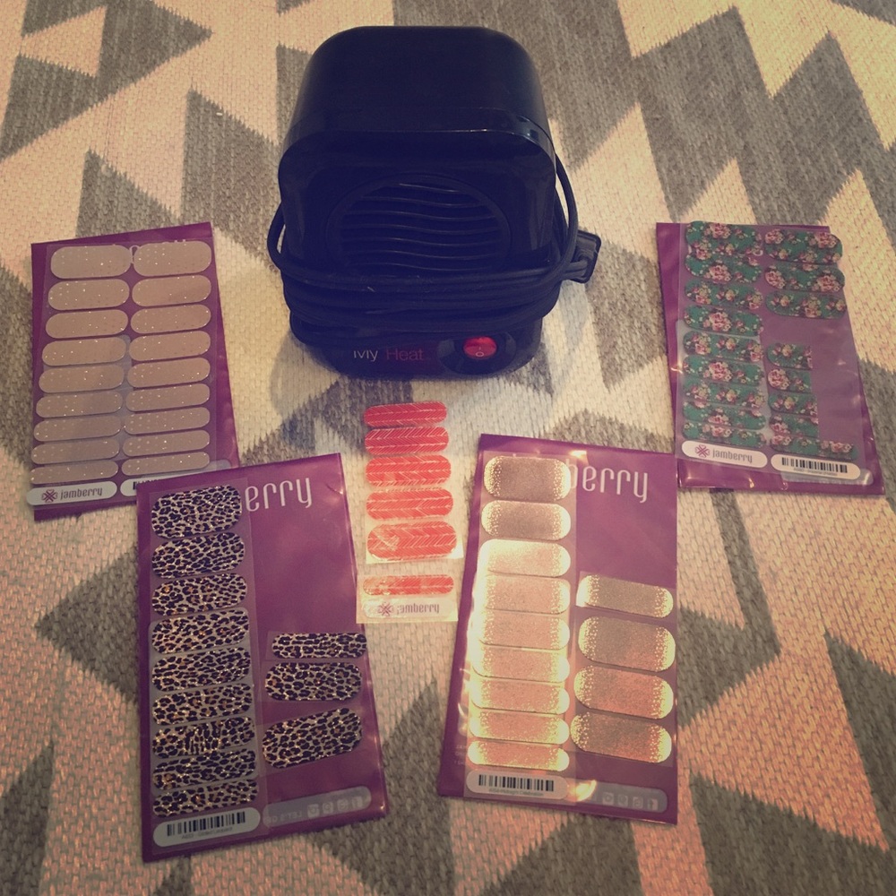 Jamberry nail wraps and heater