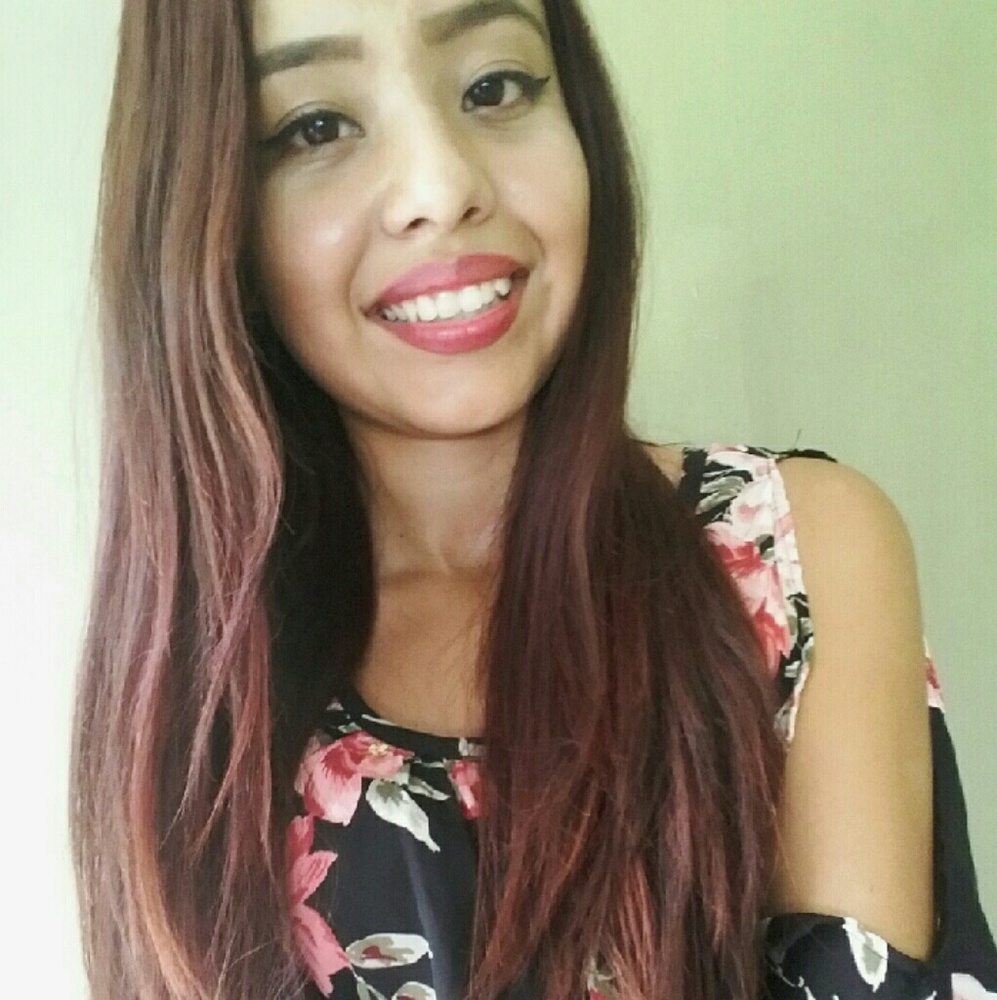 Meet your Posher, Mayra