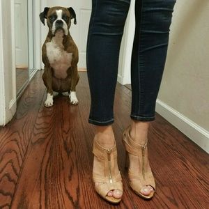 Tan Jessica Simpson heels