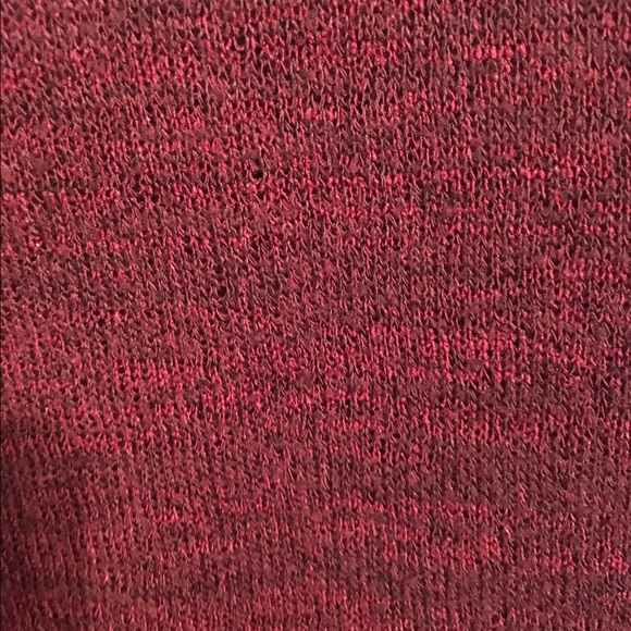 Maroon sweater - Picture 3 of 3