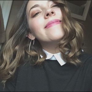 Meet your Posher, Sabrina