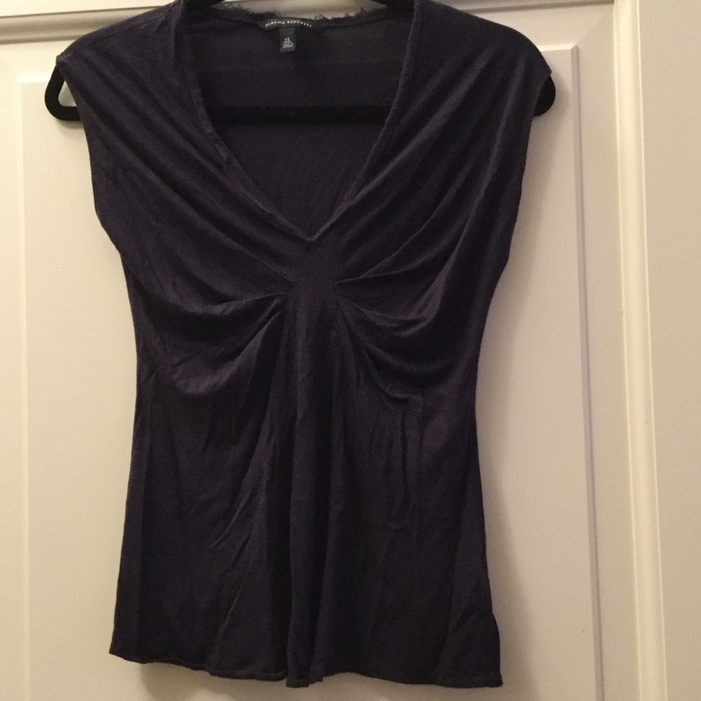 Banana Republic Purple V-Neck Tee