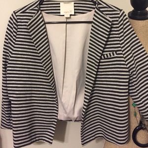 Aryn K crop blazer