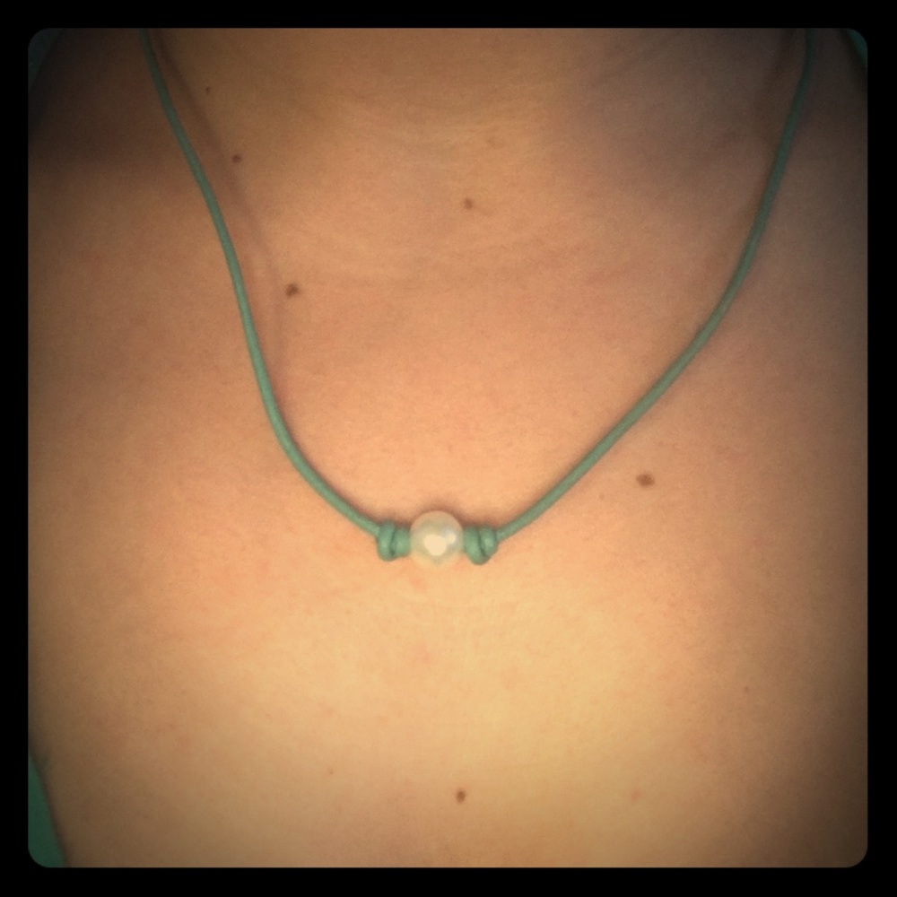 Real pearl turquoise necklace. Adjustable