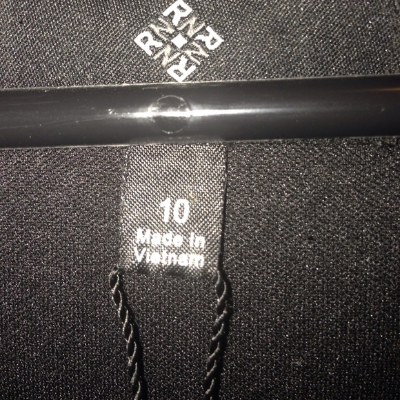 Sparkly black dress - Picture 3 of 4