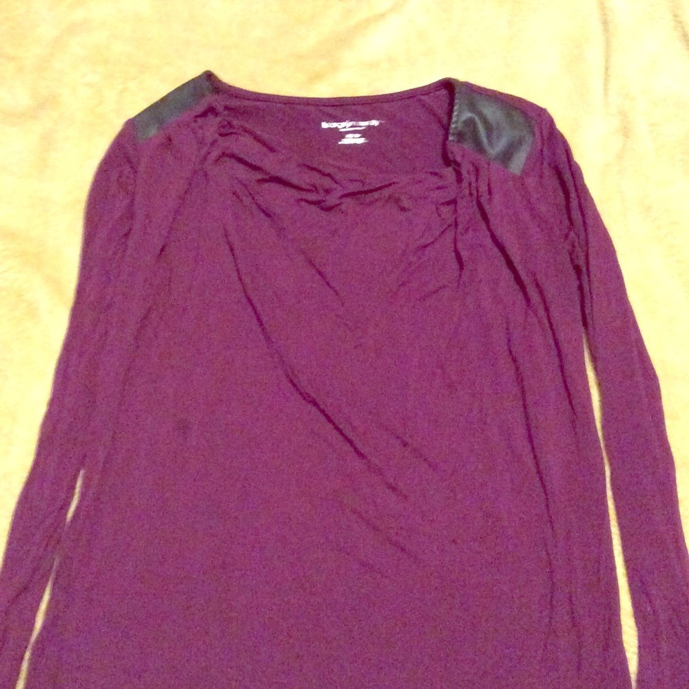 Long sleeve maternity blouse