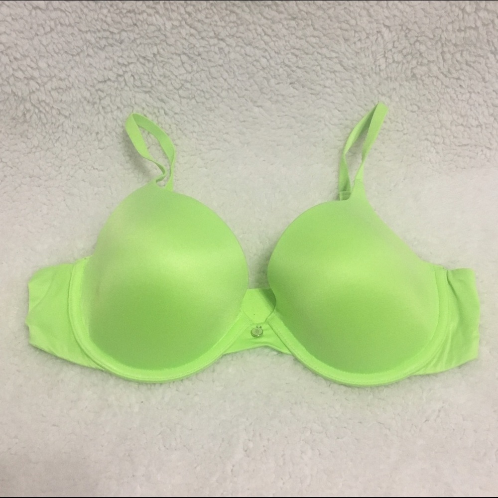 NWOT VS lined demi bra💖