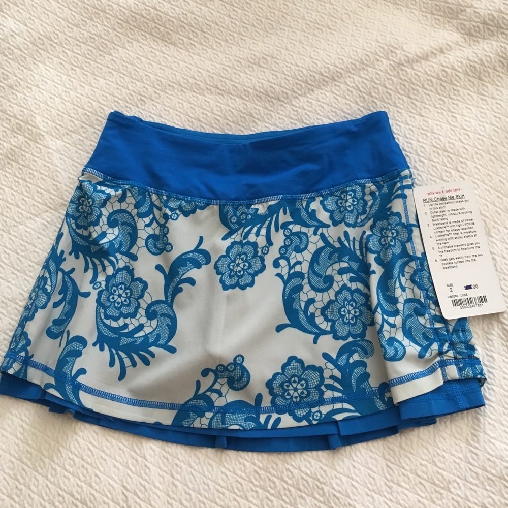 :: Lululemon RUN: Chase Me Skirt ::