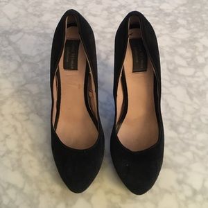 Zara black suede heels