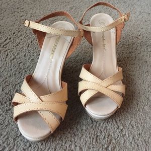 Cream wedges