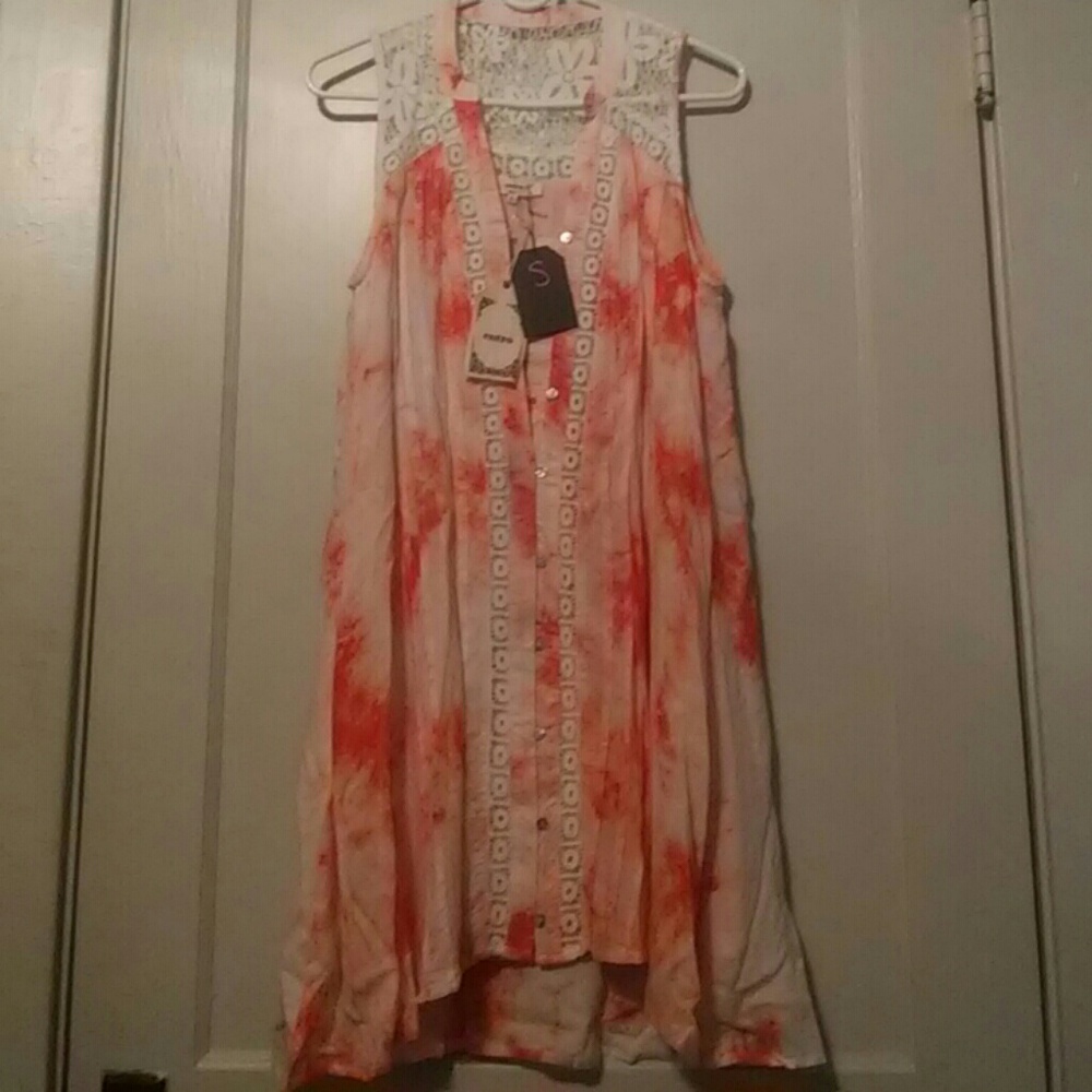 Sleevless Dress