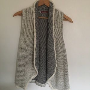 Women's Ribbed Sweater Vest