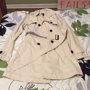 Cute GAP trench coat