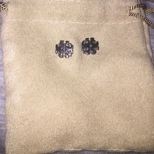 Tory burch logo stud earrings