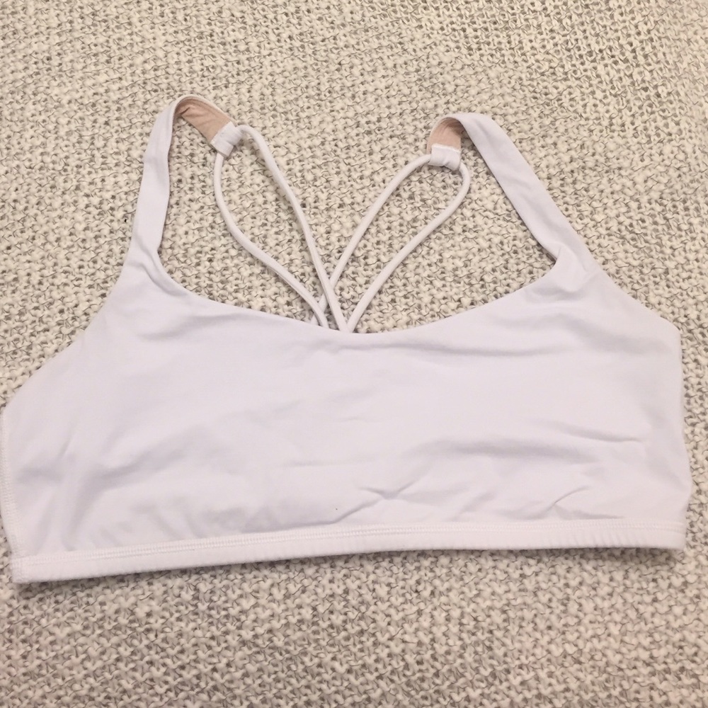 lululemon Free to Be Bra