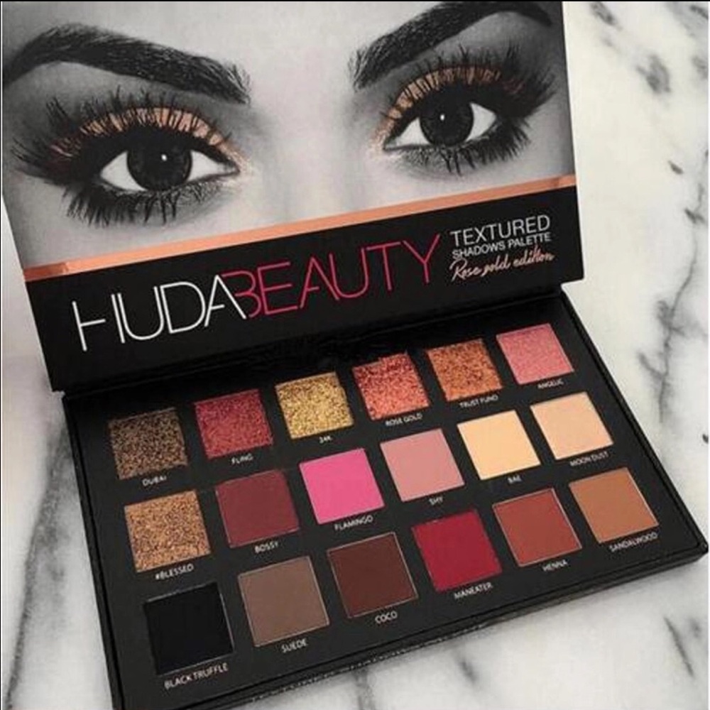 Rose gold addition eye shadow pallet
