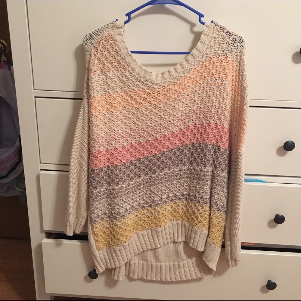 Pastel AE high low sweater