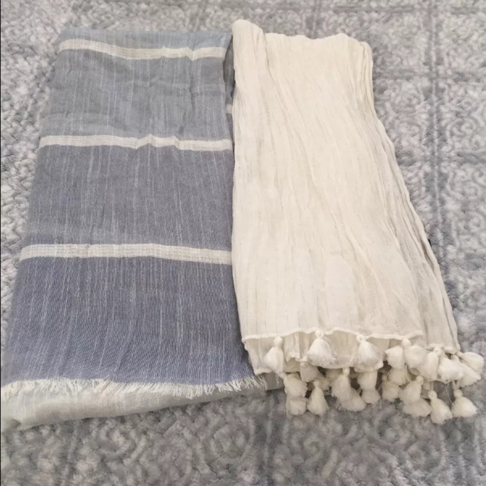 New with tags Loft two in one bundle Scarf