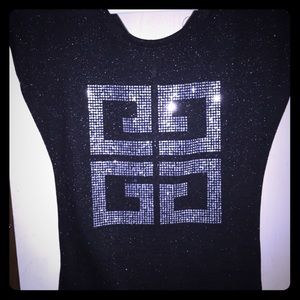 Women very nice top.