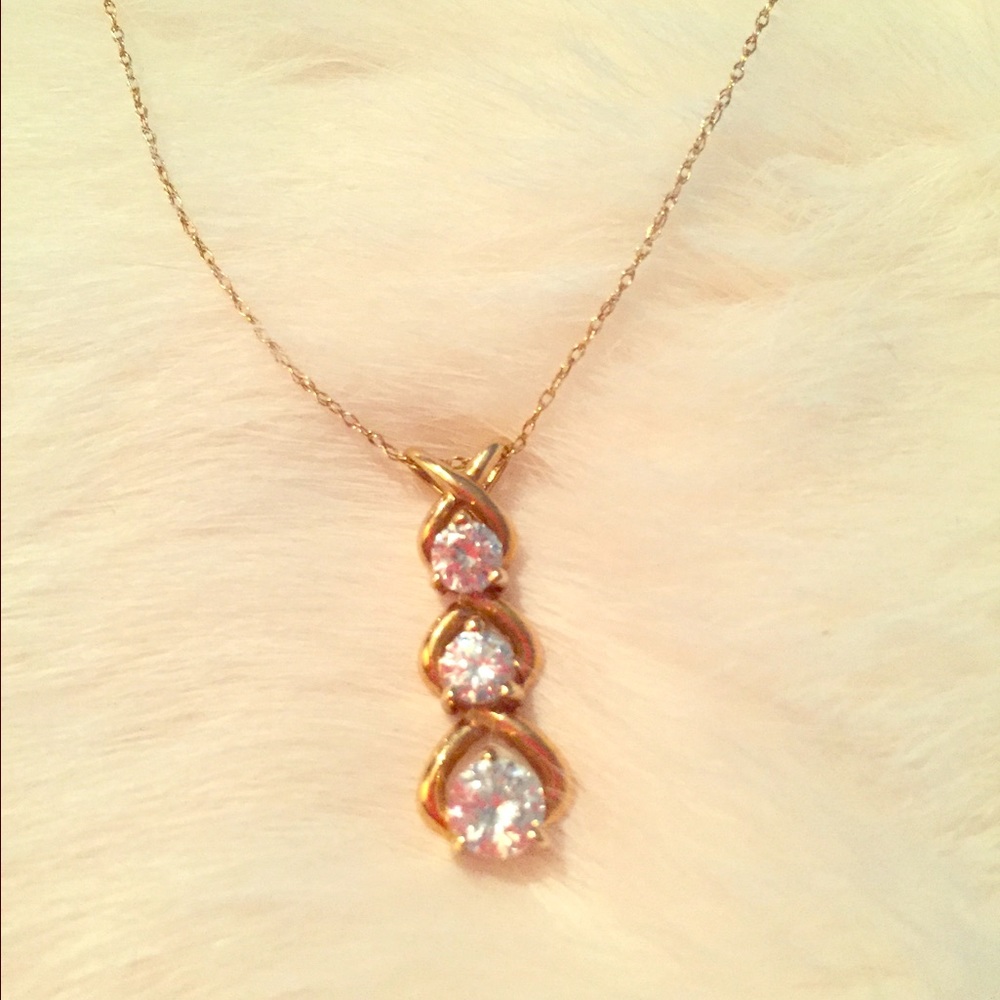 10K gold necklace, 1 carat total