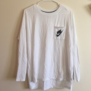 Nike long sleeve pocket tee