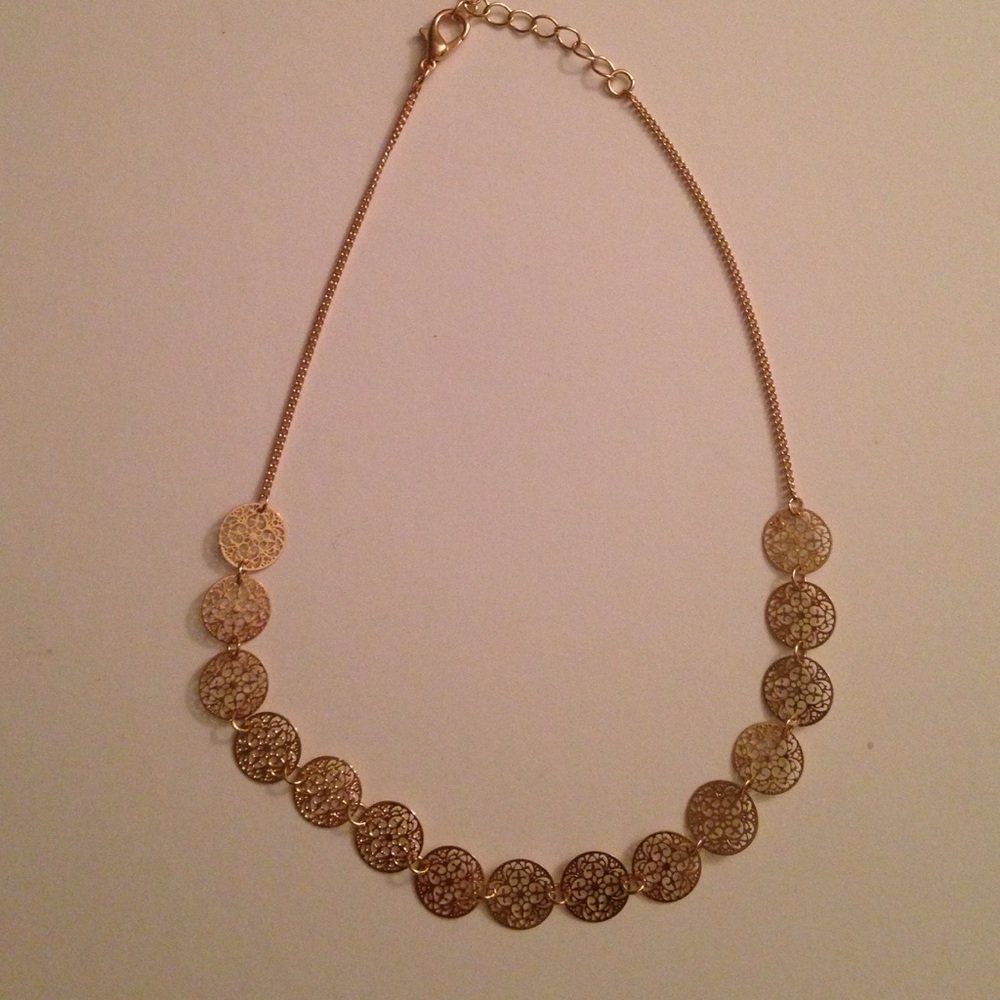 Gold choker
