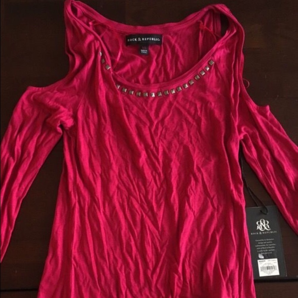 Pink Rock & Republic top