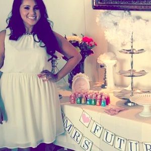 White dress with bling collar