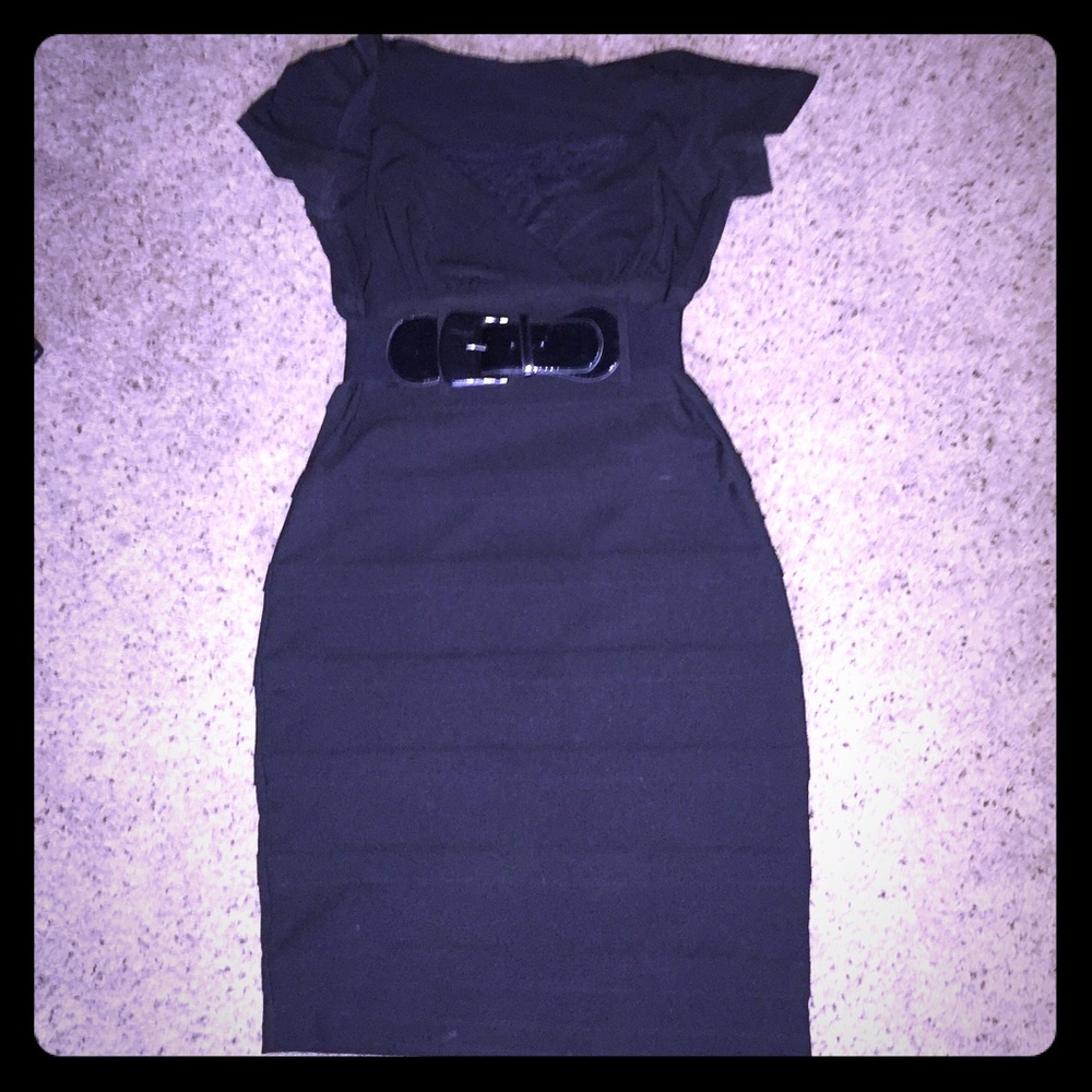 Little black dress (9/10)