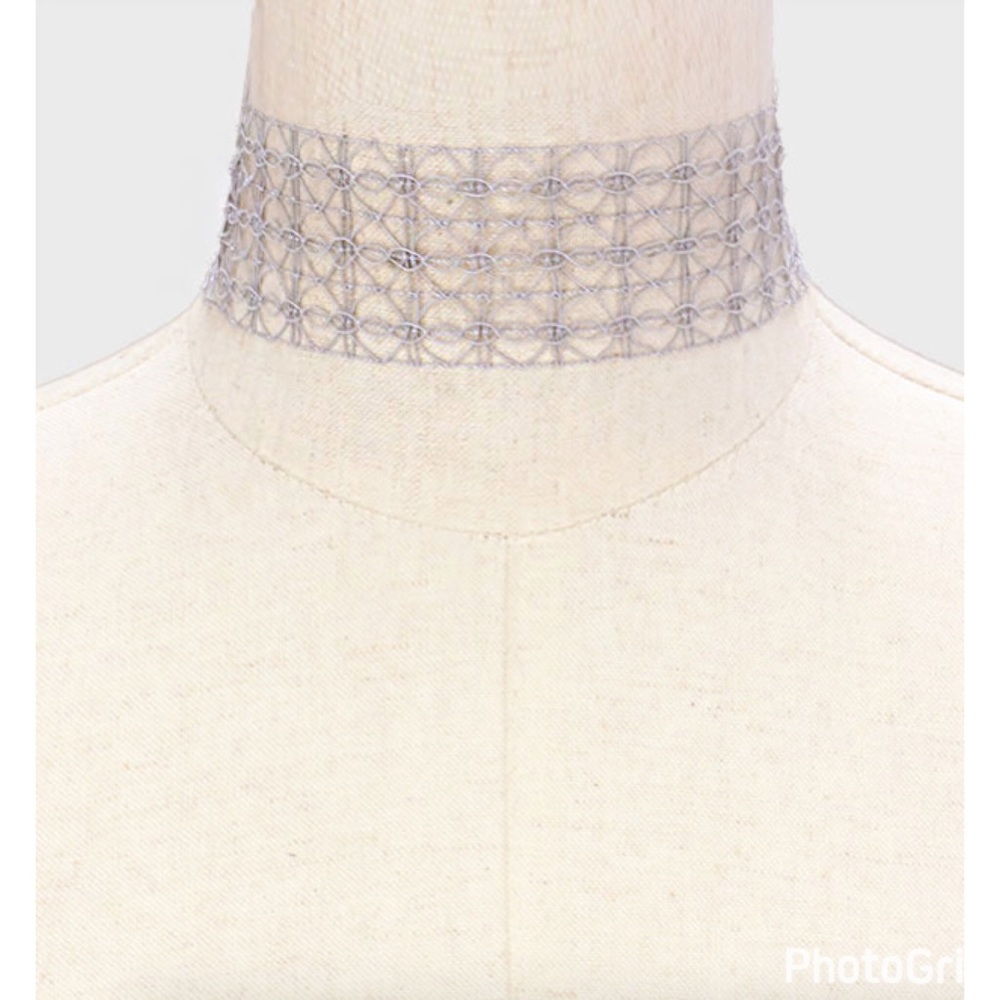 NWT THICK SILVER MESH CROCHET LACE CHOKER NECKLACE