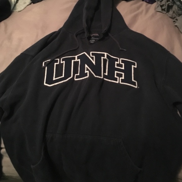 unh sweatshirt