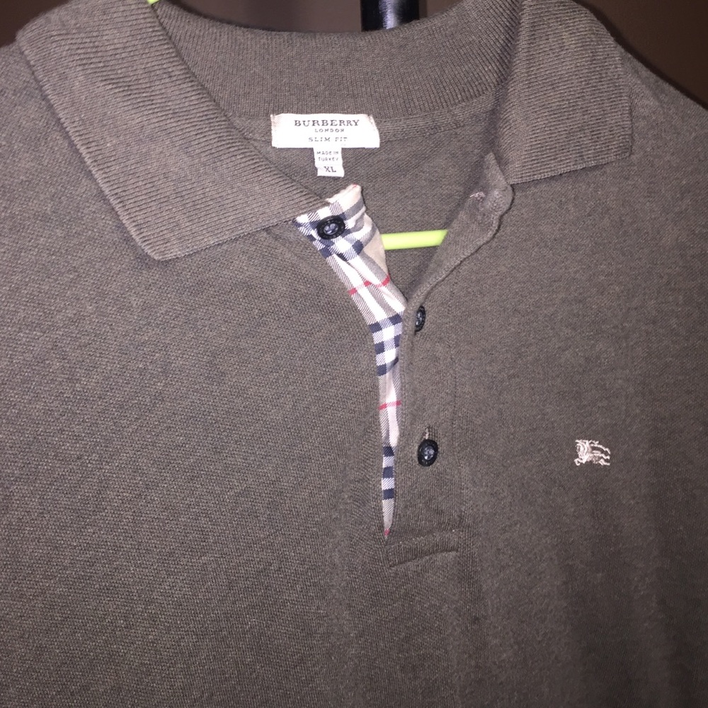 Burberry polo