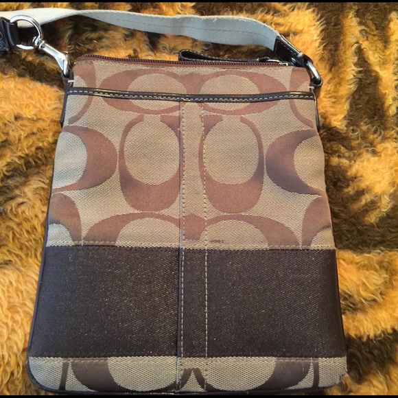 Bag - Picture 2 of 3