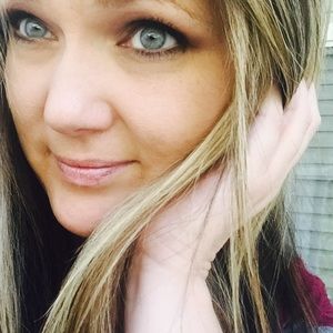 Meet your Posher, Candi