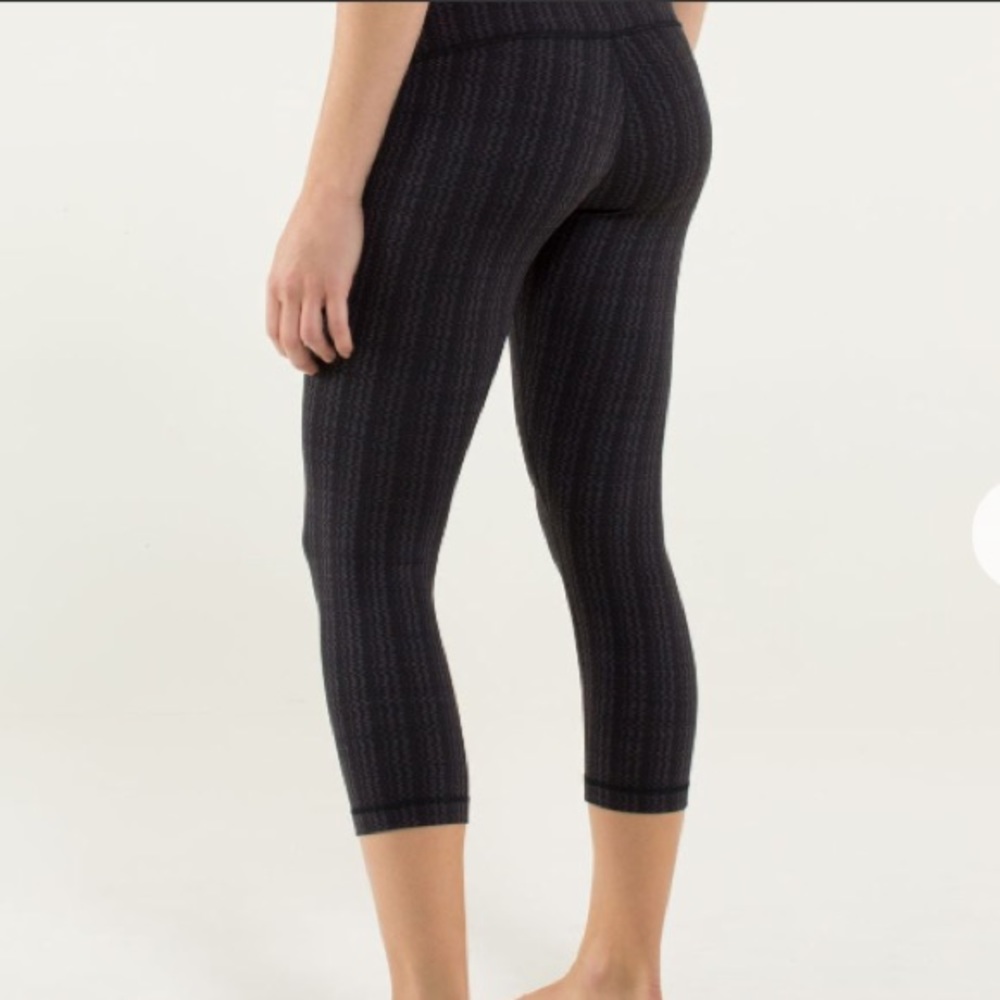 Lululemon Ziggy Wee Capri Size 2