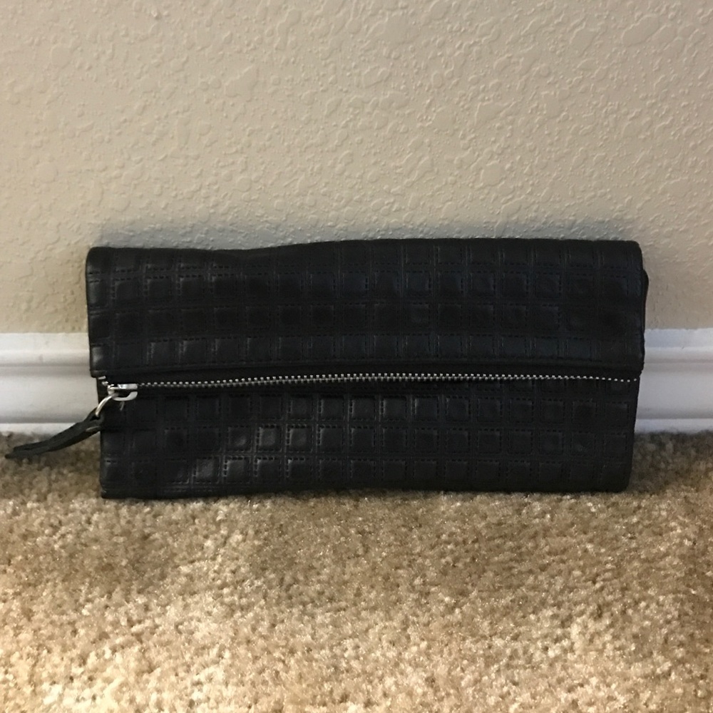 Laura Di Maggio wallet