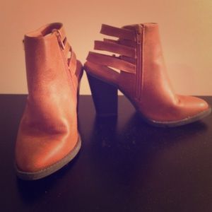 Cognac buckle ankle booties