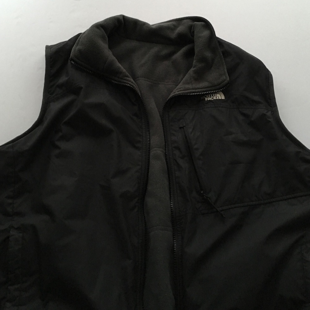 North face reversible vest size XL grey/black