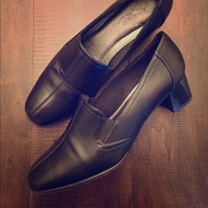 Women's Life Stride Black Heels Size 8.5M