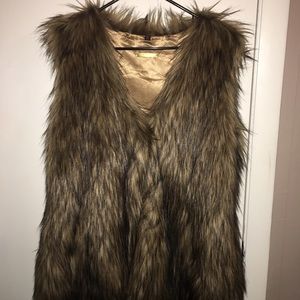 NWOT Iman faux fur vest