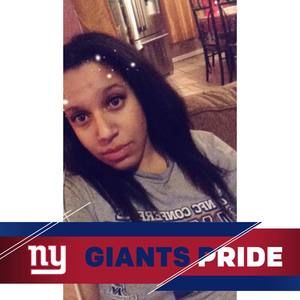 Meet your Posher, Paola