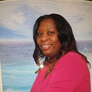 Meet your Posher, Angie