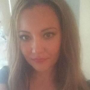 Meet your Posher, Stef