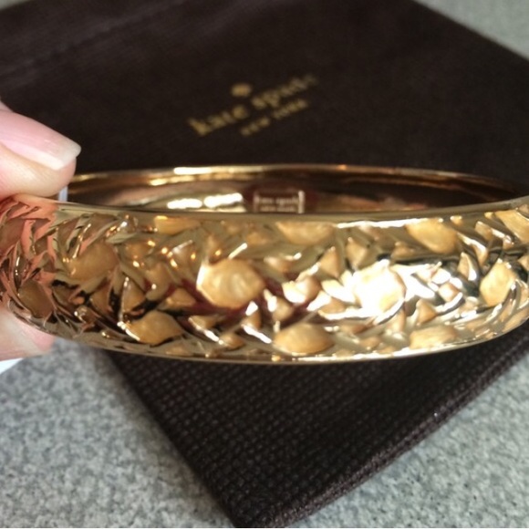 Kate Spade gold bangle - Picture 4 of 4