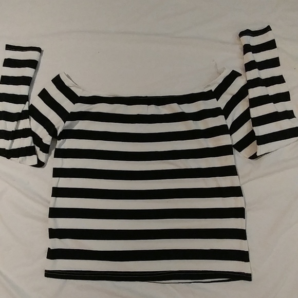 Top - Picture 3 of 3