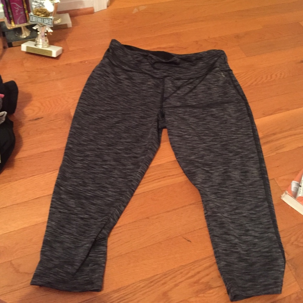 Athletic leggings (crop)