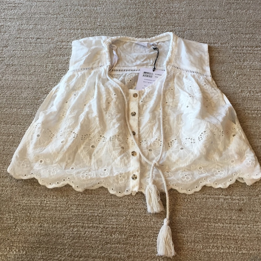 some days lovin Lace Crop Top